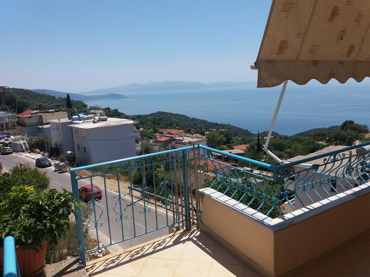 Let Rooms Lukova Exterior foto